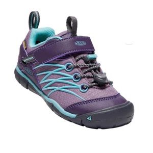 Keen Little Kids' Chandler Purple CNX
Waterproof hiking Shoes size 10